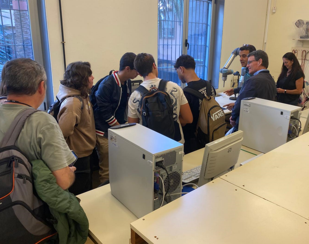 Visita del IES Viera y Clavijo 1