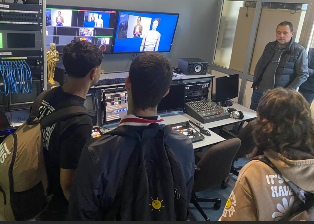 Visita del IES Viera y Clavijo 2